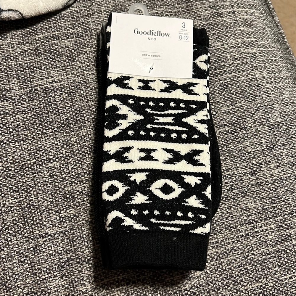 NWT Goodfellow & CO Men’s Crew Socks- 3 pk